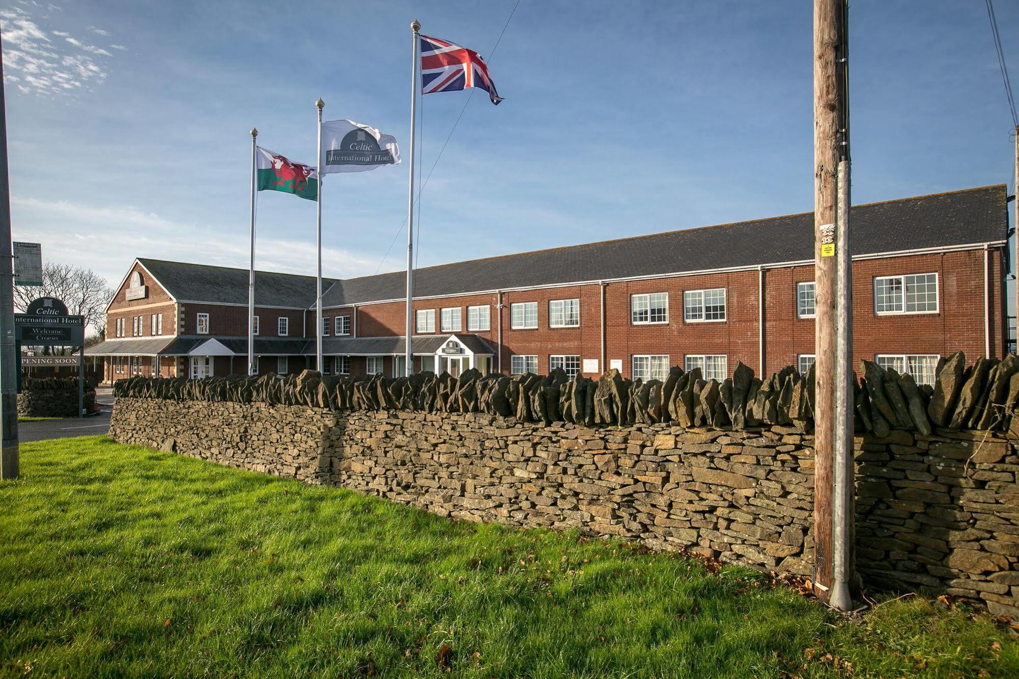 Celtic International Hotel Cardiff Airport Barry Zewnętrze zdjęcie