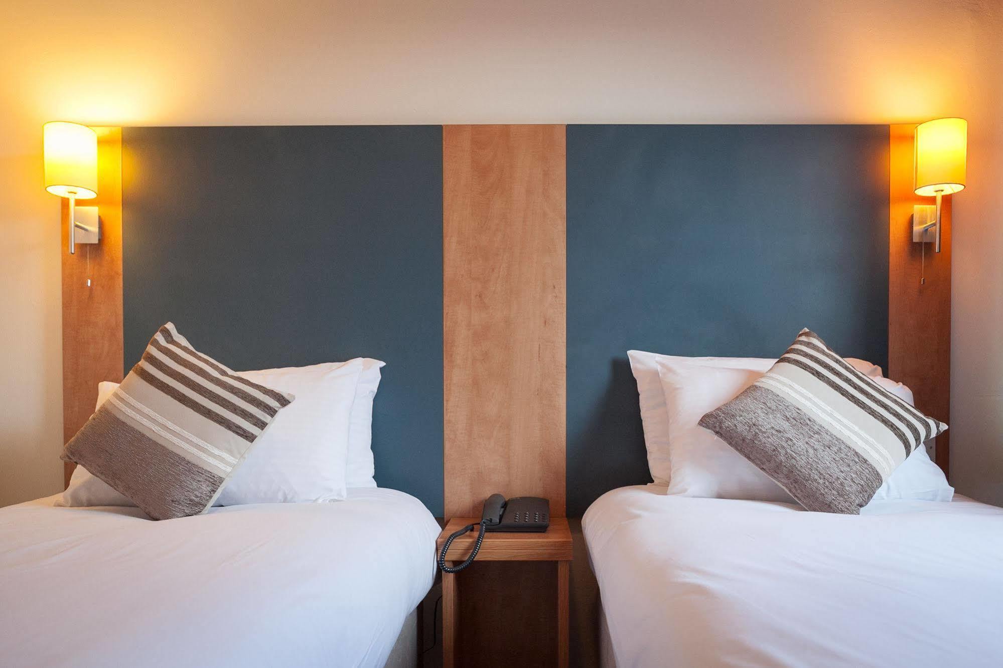 Celtic International Hotel Cardiff Airport Barry Zewnętrze zdjęcie